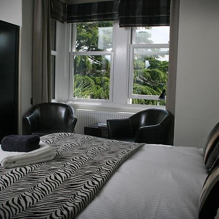 Townhouse Rooms Truro Extérieur photo